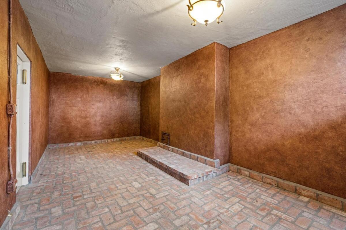 Historic Migel House In Downtown Waco Villa Bagian luar foto